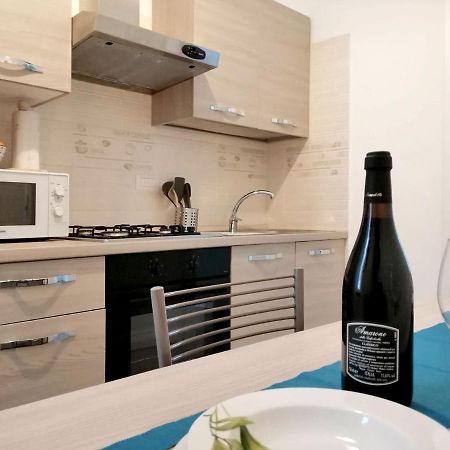 Appartamento Aida - Near The Center With Private Parking E Ac Комо Екстериор снимка
