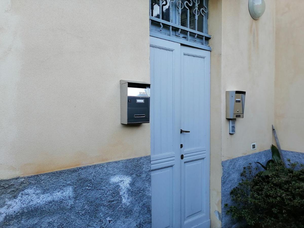 Appartamento Aida - Near The Center With Private Parking E Ac Комо Екстериор снимка